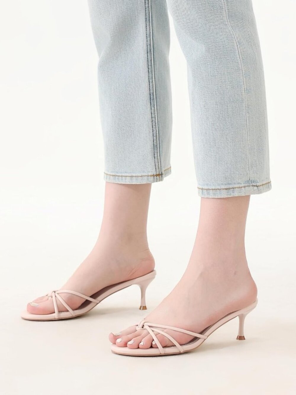 Women's Nude Kitten Heel Knotted Thong Flip Flop Round Open Toe Slip On Sandals - Picture 6 of 6